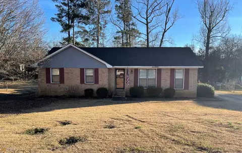 218 Cosby Dr, Lagrange, GA 30240 photo 1