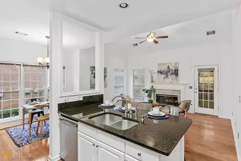 3386 Glenrose Trl, Chamblee, GA 30341 photo 14