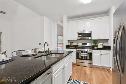 3386 Glenrose Trl, Chamblee, GA 30341 photo 13