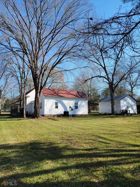211 James St, Adrian, GA 31002 photo 4