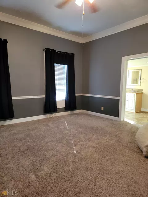 211 James St, Adrian, GA 31002 photo 9