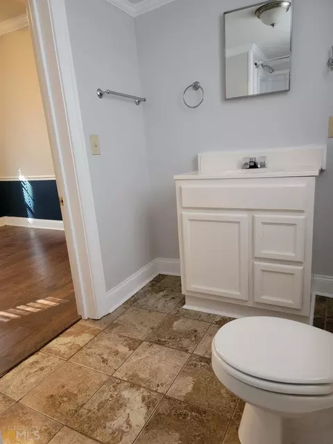 211 James St, Adrian, GA 31002 photo 13