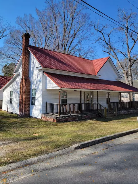 211 James St, Adrian, GA 31002 photo 1