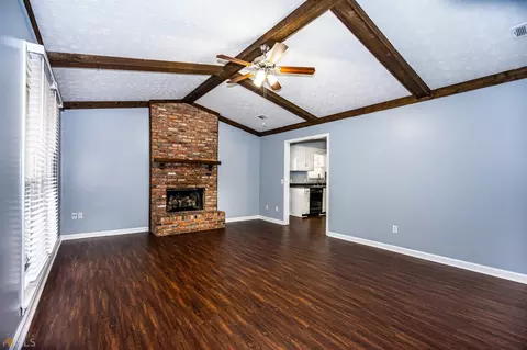 87 Clearwater Dr, Lagrange, GA 30241 photo 2