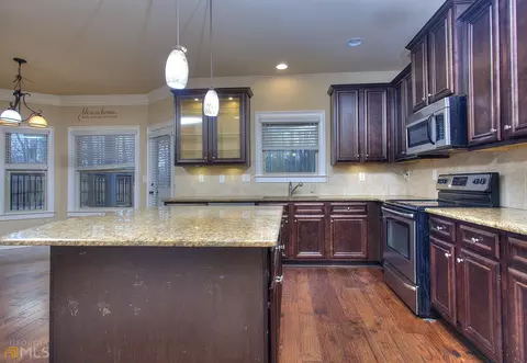 10 Trevers Ct, Covington, GA 30016 photo 12