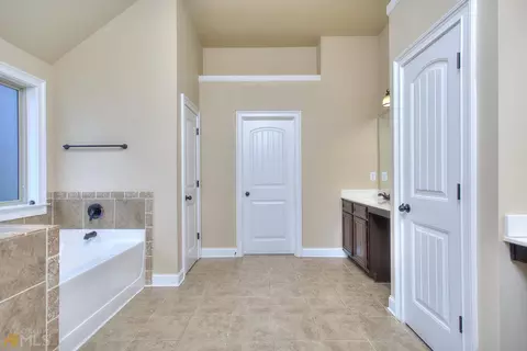 10 Trevers Ct, Covington, GA 30016 photo 24