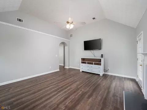 125 Post Oak Dr, Jackson, GA 30233 photo 15