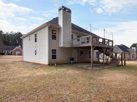 125 Post Oak Dr, Jackson, GA 30233 photo 3