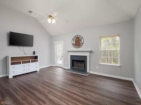 125 Post Oak Dr, Jackson, GA 30233 photo 14
