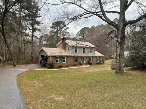 571 Whitaker Rd, Lagrange, GA 30240 photo 1