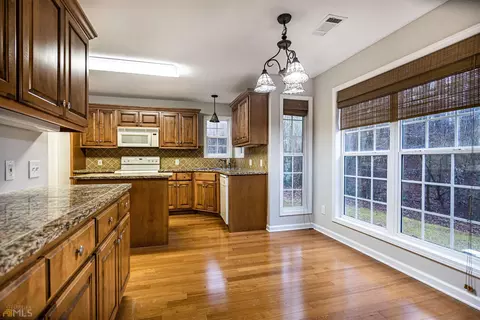 270 Mobley Rd, Lagrange, GA 30241 photo 4