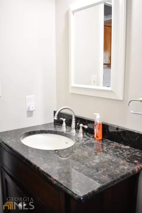 208 Mckinley Cir, Lagrange, GA 30240 photo 17