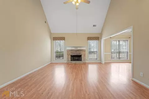 96 Pates Lake Dr, Hampton, GA 30228 photo 6