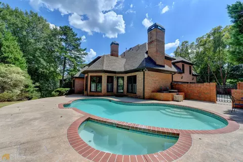 8125 Formby Ct, Duluth, GA 30097 photo 2