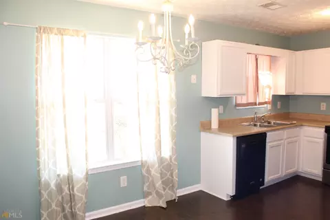 318 Preakness Dr, Lagrange, GA 30241 photo 4