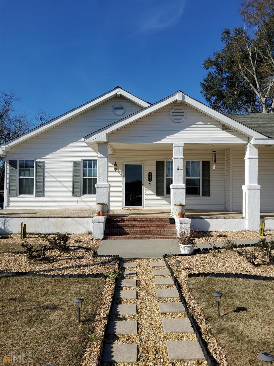 228 W Pine St, Swainsboro, GA 30401 7 Photos MLS 20018956 Movoto