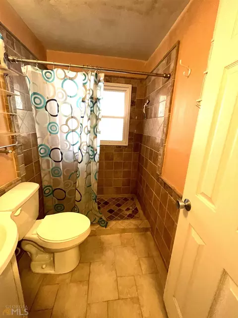 215 Arrowood Rd, Tyrone, GA 30290 photo 11