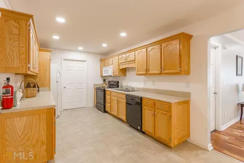 824 Van Dell Dr, Rock Spring, GA 30739 photo 8