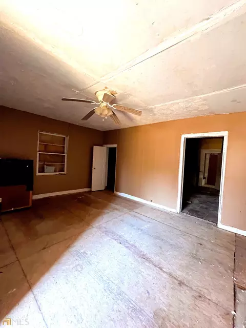 1311 Juniper St, Lagrange, GA 30240 photo 3