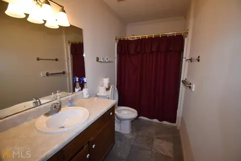 112 Hayes Cir, Rex, GA 30273 photo 17