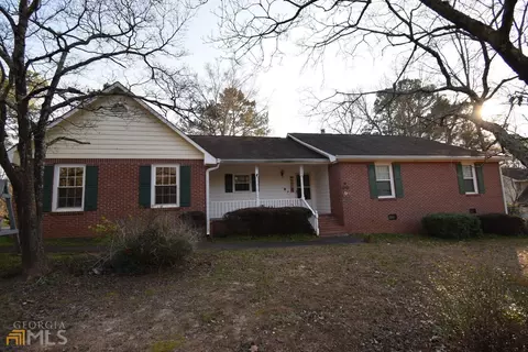 112 Hayes Cir, Rex, GA 30273 photo 1