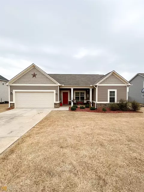 303 N Pointe Dr, Lagrange, GA 30241 photo 1