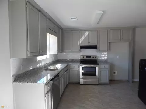71 W E King Rd, Commerce, GA 30529 photo 6
