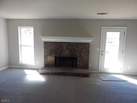 71 W E King Rd, Commerce, GA 30529 photo 4