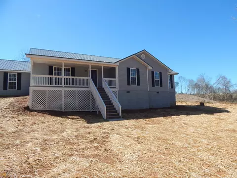 71 W E King Rd, Commerce, GA 30529 photo 3