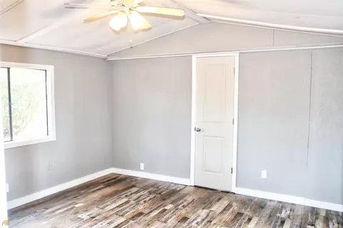 298 Wares Cross Rd, Lagrange, GA 30240 photo 4