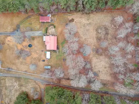 7703 Blacks Bluff Rd, Cave Spring, GA 30124 photo 3