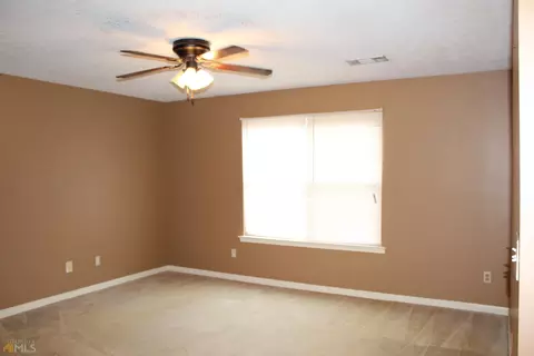 81 Pine Grove Ln, Lagrange, GA 30241 photo 2