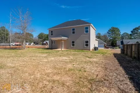 307 Christopher Luke Cir, Perry, GA 31069 photo 9