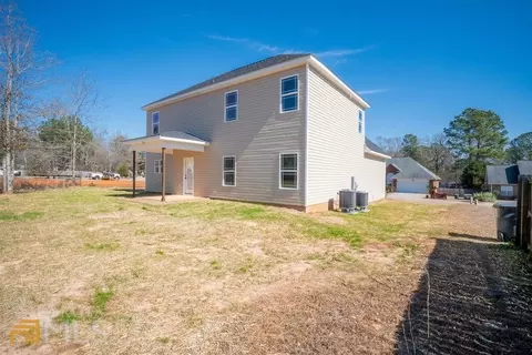 307 Christopher Luke Cir, Perry, GA 31069 photo 10