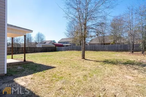 307 Christopher Luke Cir, Perry, GA 31069 photo 6