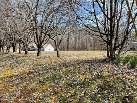 656 Avery Rd, Canton, GA 30115 photo 2