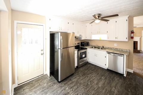 300 Rocky Creek Dr, Hampton, GA 30228 photo 7