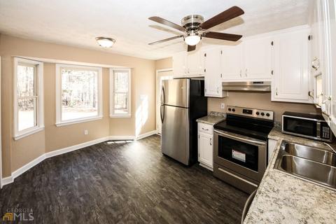 300 Rocky Creek Dr, Hampton, GA 30228 photo 3