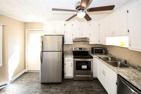 300 Rocky Creek Dr, Hampton, GA 30228 photo 4
