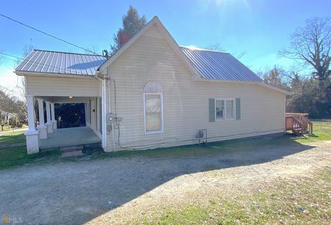 146 Mitchell St, Toccoa, GA 30577 photo 2