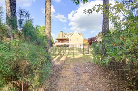 215 Maple Shade Dr, Tyrone, GA 30290 photo 9