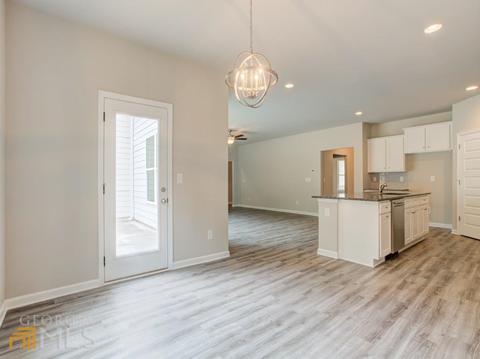 660 Dolly Dr, Forsyth, GA 31029 photo 7