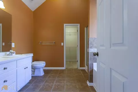 210 Bermuda Run Dr, Covington, GA 30016 photo 6