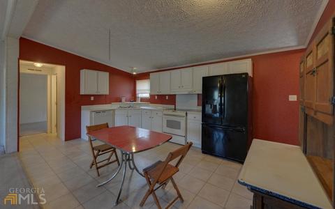 650 N Hicks Rd, Toccoa, GA 30577 photo 10