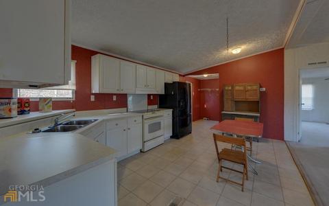 650 N Hicks Rd, Toccoa, GA 30577 photo 12