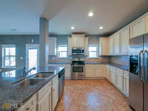 110 Winnstead Pl, Covington, GA 30016 photo 4