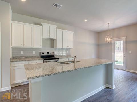 640 Dolly Dr, Forsyth, GA 31029 photo 10
