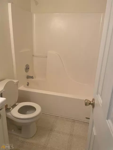310 Fieldview Ln, Covington, GA 30016 photo 4