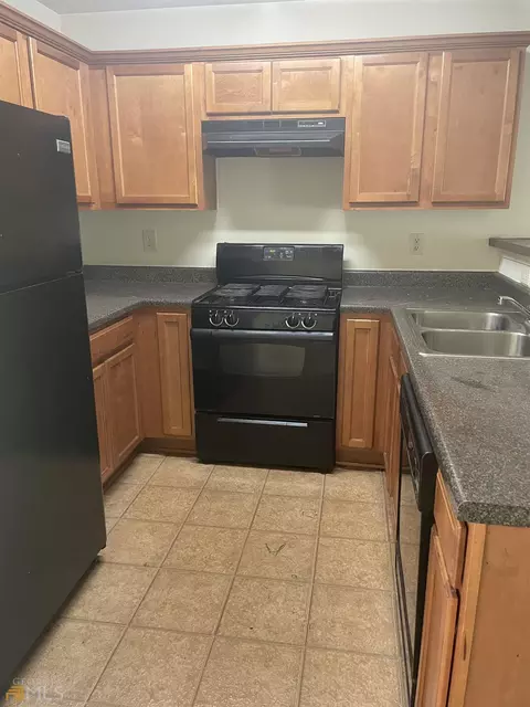 310 Fieldview Ln, Covington, GA 30016 photo 5