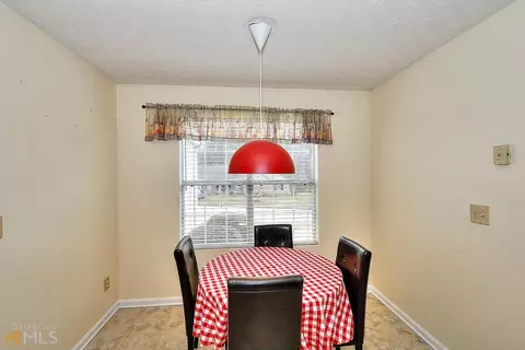 813 Windsor Dr, Monroe, GA 30656 photo 17